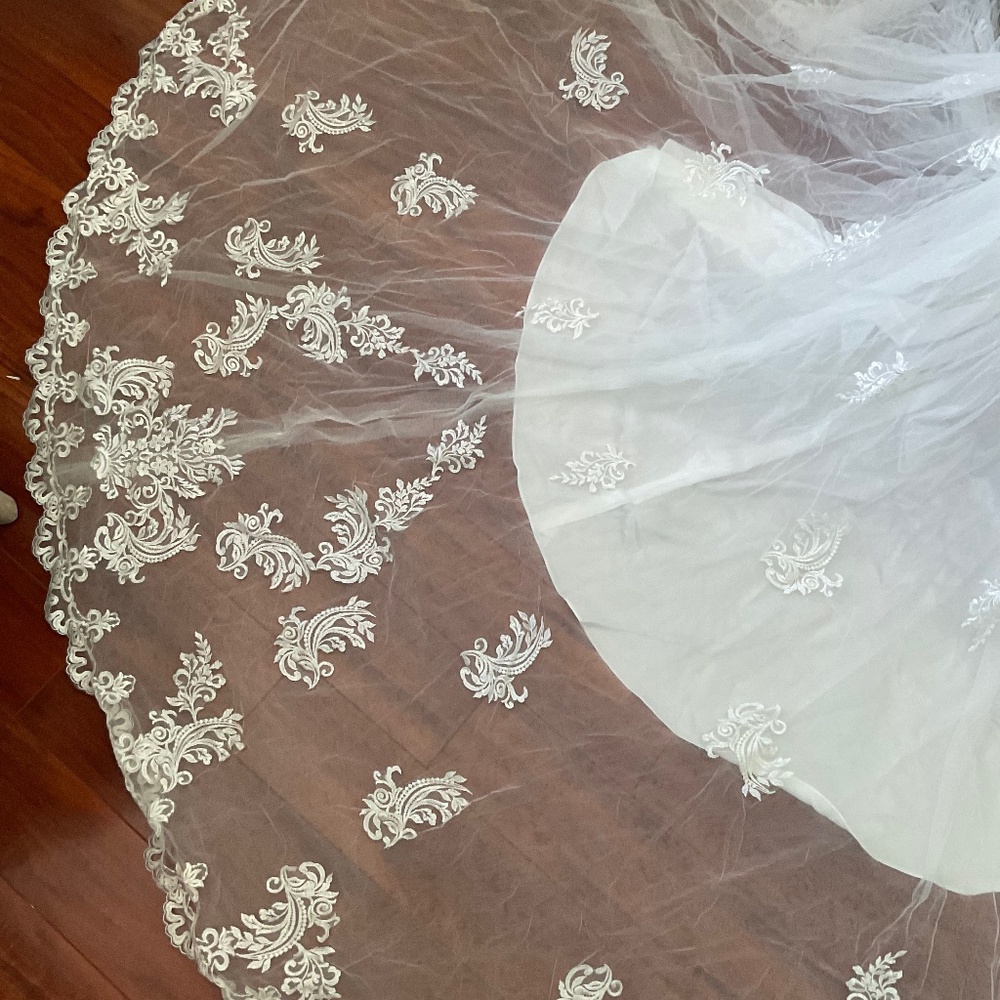Essence of Australia street size 4 D2174 NWT Ivory wedding dress - Picture 6 of 16